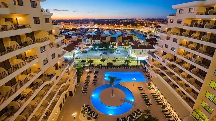 Algarve car hire - Vilamoura meeting point is at the Hotel Vila Gale Marina